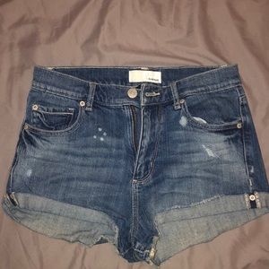 High wasted shorts